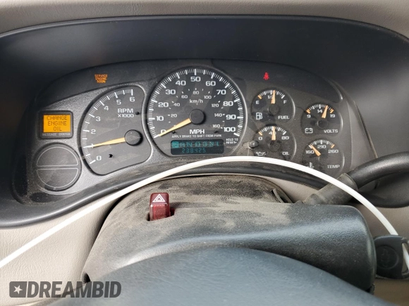 2002 Chevrolet Tahoe LS with VIN 1GNEC13T22R268336, listed as a Copart auction lot 50947675 with 238,425 mi miles and Salvage title. Bid and sale history available at DreamBid. Image 9.