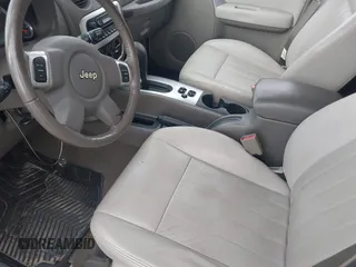 2005 Jeep Liberty Limited with VIN 1J4GK58K45W620070, listed as a IAAI auction lot 41212280 with 88,653 mi miles. Bid and sale history available at carsss.com. Image 13.