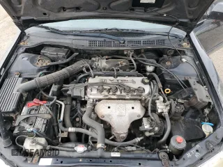2001 Honda Accord LX z VIN 1HGCG56401A047218, wystawiony jako Copart lot #55053285 z przebiegiem 214 849 mil mil oraz Szkoda całkowita • Salvage title. Historia ofert i sprzedaży dostępna na DreamBid. Obrazek 11.