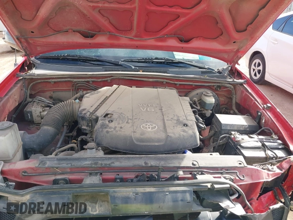 2008 Toyota Tacoma PreRunner with VIN 5TETU62NX8Z564585, listed as a IAAI auction lot 41576009 with 193,868 mi miles. Bid and sale history available at carsss.com. Image 10.