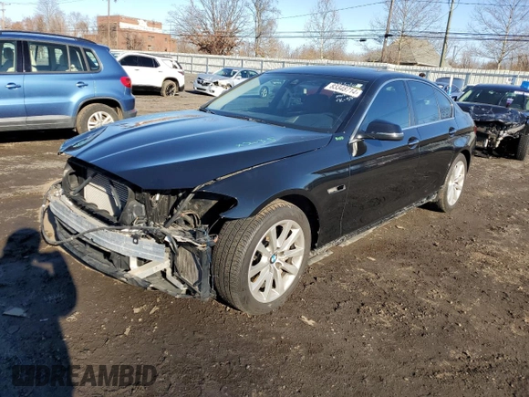2015 BMW 5 Series 550i xDrive с VIN WBAKP9C54FD693721, выставлен на аукционе Copart как лот 83348714 с пробегом 59 993 миль миль и Списание • Salvage title. История ставок и продаж доступна на DreamBid. Изображение 1.
