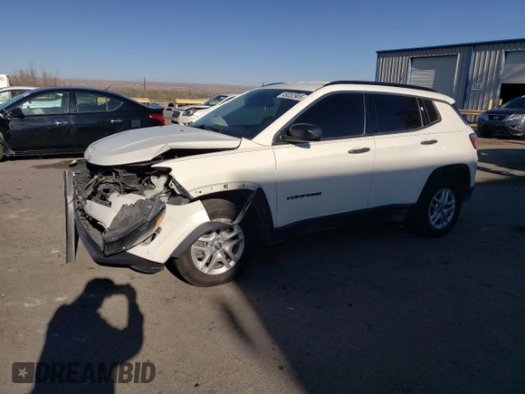 2019 Jeep Compass Sport z VIN 3C4NJCAB0KT726483, wystawiony jako Copart lot #49352905 z przebiegiem 116 915 mil mil oraz Szkoda całkowita • Salvage title. Historia ofert i sprzedaży dostępna na DreamBid. Obrazek 1.