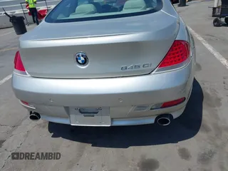 2004 BMW 6 Series 645Ci z VIN WBAEH73414B215075, wystawiony jako IAAI lot #42217507 z przebiegiem 213 360 mil mil oraz . Historia ofert i sprzedaży dostępna na DreamBid. Obrazek 16.
