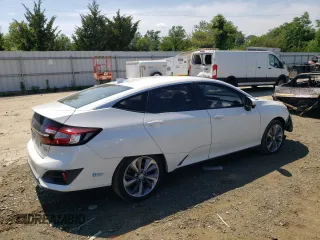 2018 Honda Clarity Plug-In Hybrid Touring with VIN JHMZC5F35JC017596, listed as a Copart auction lot 59966614 with 109,715 mi miles and Salvage Title. Bid and sale history available at carsss.com. Image 3.