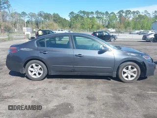 2008 Nissan Altima 2.5 with VIN 1N4AL21E58N559646, listed as a IAAI auction lot 41884370 with 152,337 mi miles. Bid and sale history available at carsss.com. Image 13.