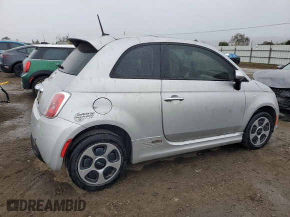 2014 FIAT 500e with VIN 3C3CFFGE8ET172792, listed as a Copart auction lot 43856805 with Not provided miles and Clean title. Bid and sale history available at DreamBid. Image 3.