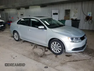 2011 Volkswagen Jetta SE z VIN 3VWDZ7AJ0BM338079, wystawiony jako Copart lot #58900585 z przebiegiem 165 055 mil mil oraz Nie do naprawy • Non repairable. Historia ofert i sprzedaży dostępna na DreamBid. Obrazek 4.
