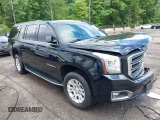 2019 GMC Yukon XL SLT z VIN 1GKS2GKC0KR394301, wystawiony jako IAAI lot #42255631 z przebiegiem 149 222 mil mil oraz . Historia ofert i sprzedaży dostępna na DreamBid. Obrazek 1.
