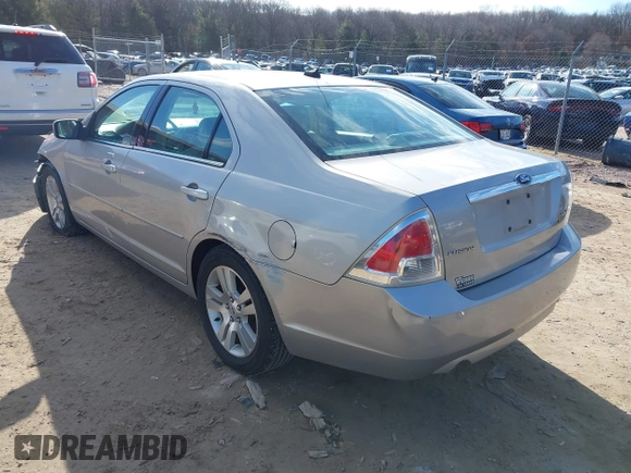 2008 Ford Fusion SEL with VIN 3FAHP08138R220505, listed as a IAAI auction lot 41878710 with 179,565 mi miles. Bid and sale history available at carsss.com. Image 3.