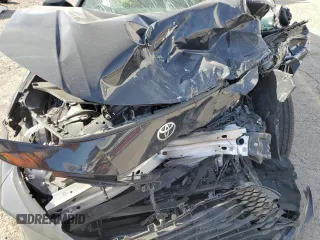 2025 Toyota Camry LE z VIN 4T1DAACK5SU523538, wystawiony jako Copart lot #55269975 z przebiegiem Nie podano mil oraz Nie do naprawy • Non repairable. Historia ofert i sprzedaży dostępna na DreamBid. Obrazek 11.