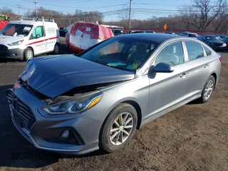 2018 Hyundai Sonata SE with VIN 5NPE24AF9JH674582, listed as a IAAI auction lot 41792449 with 113,856 mi miles and . Bid and sale history available at DreamBid. Image 18.