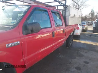 2005 Ford Super Duty F-250 XL with VIN 1FTSW20575EB69845, listed as a IAAI auction lot 41346591 with 1 mi miles. Bid and sale history available at carsss.com. Image 6.