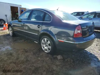 2002 Volkswagen Passat GLX with VIN WVWTH63B22P440401, listed as a Copart auction lot 80511804 with 142,772 mi miles and Salvage Title. Bid and sale history available at carsss.com. Image 2.