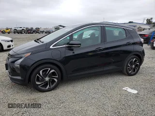 2023 Chevrolet Bolt EV 1LT z VIN 1G1FW6S0XP4108095, wystawiony jako Copart lot #59920655 z przebiegiem 22 657 mil mil oraz Szkoda całkowita • Salvage title. Historia ofert i sprzedaży dostępna na DreamBid. Obrazek 1.