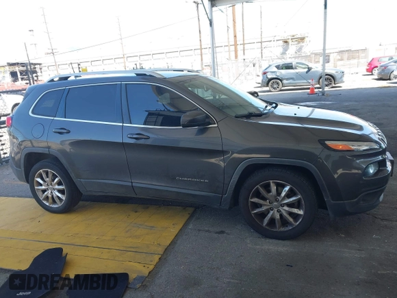 2017 Jeep Cherokee Limited with VIN 1C4PJLDB6HW522505, listed as a IAAI auction lot 41964106 with 109,032 mi miles and . Bid and sale history available at DreamBid. Image 13.