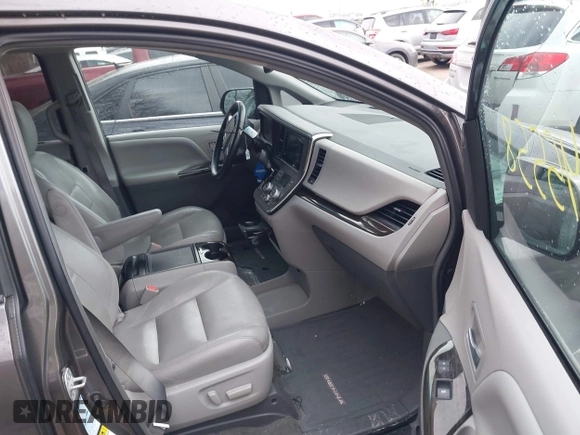 2015 Toyota Sienna Ltd with VIN 5TDDK3DCXFS100341, listed as a IAAI auction lot 41245558 with 114,854 mi miles. Bid and sale history available at carsss.com. Image 5.