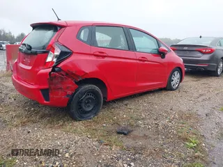 2016 Honda Fit LX with VIN JHMGK5H50GX031660, listed as a IAAI auction lot 41994936 with 117,472 mi miles. Bid and sale history available at carsss.com. Image 4.