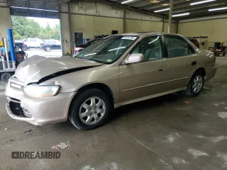 2002 Honda Accord EX z VIN 1HGCG56622A158128, wystawiony jako Copart lot #58494755 z przebiegiem 215 389 mil mil oraz Czysty tytuł • Clean title. Historia ofert i sprzedaży dostępna na DreamBid. Obrazek 1.