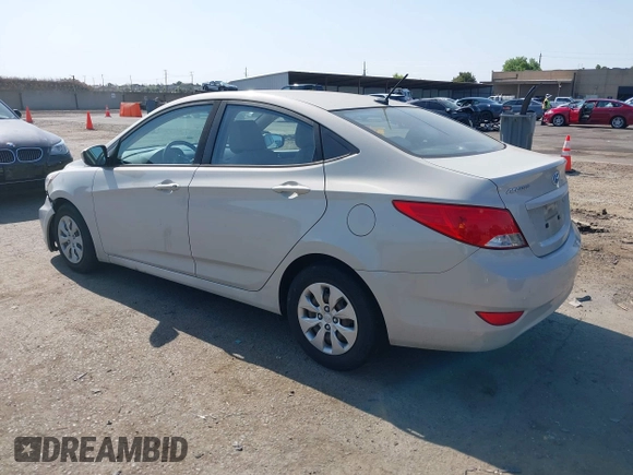 2016 Hyundai Accent SE z VIN KMHCT4AE9GU107391, wystawiony jako IAAI lot #42432983 z przebiegiem 132 260 mil mil oraz . Historia ofert i sprzedaży dostępna na DreamBid. Obrazek 3.