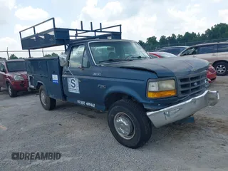 1997 Ford F-350 with VIN 1FDHF35H9VEB18880, listed as a IAAI auction lot 42345354 with 200,468 mi miles and . Bid and sale history available at DreamBid. Image 1.