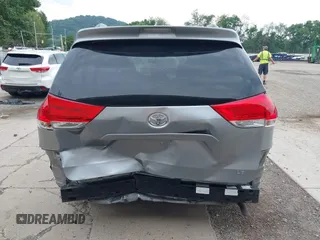 2013 Toyota Sienna LE AAS with VIN 5TDKK3DC7DS332092, listed as a IAAI auction lot 42676665 with 121,481 mi miles and . Bid and sale history available at DreamBid. Image 17.