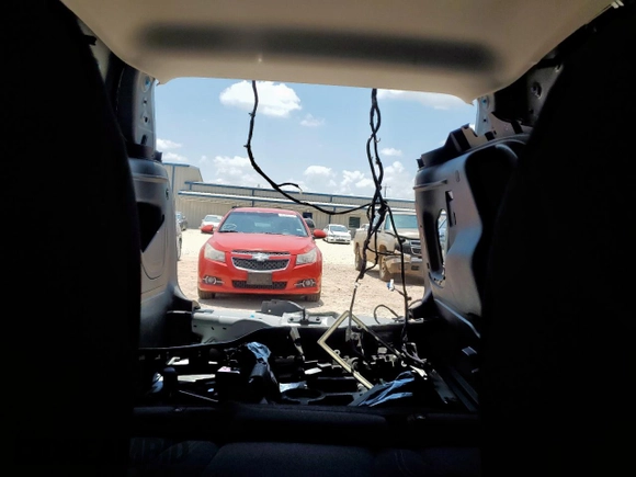 2023 Jeep Renegade Latitude с VIN ZACNJDB13PPP23861, выставлен на аукционе Copart как лот 60873945 с пробегом 10 841 миль миль и Списание • Salvage title. История ставок и продаж доступна на DreamBid. Изображение 10.