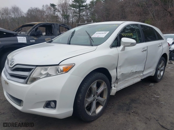 2013 Toyota Venza LE with VIN 4T3BK3BB3DU081077, listed as a IAAI auction lot 41889899 with 138,967 mi miles. Bid and sale history available at carsss.com. Image 17.