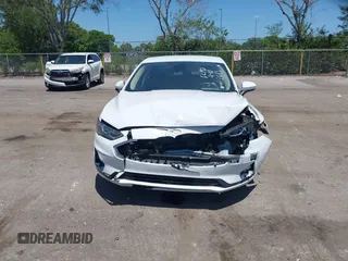 2020 Ford Fusion SE with VIN 3FA6P0HD1LR132613, listed as a IAAI auction lot 42051569 with 48,324 mi miles and . Bid and sale history available at carsss.com. Image 12.