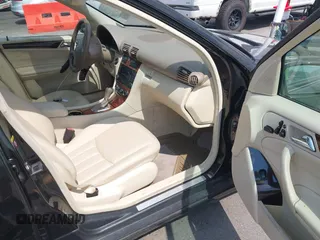 2007 Mercedes-Benz C with VIN WDBRF87HX7F889041, listed as a IAAI auction lot 42648400 with 218,227 mi miles and . Bid and sale history available at DreamBid. Image 5.
