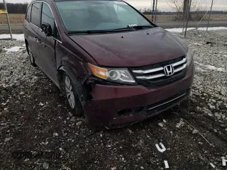2017 Honda Odyssey SE with VIN 5FNRL5H39HB026684, listed as a Copart auction lot 46388465 with 176,311 mi miles and Non Repairable. Bid and sale history available at carsss.com. Image 12.