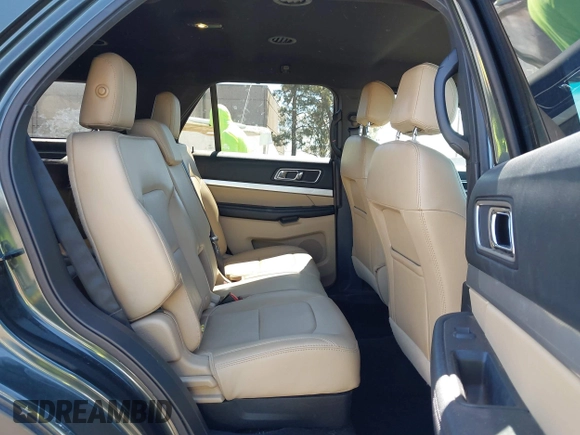 2016 Ford Explorer XLT z VIN 1FM5K8D88GGB19068, wystawiony jako IAAI lot #41855109 z przebiegiem 106 605 mil mil oraz . Historia ofert i sprzedaży dostępna na DreamBid. Obrazek 8.