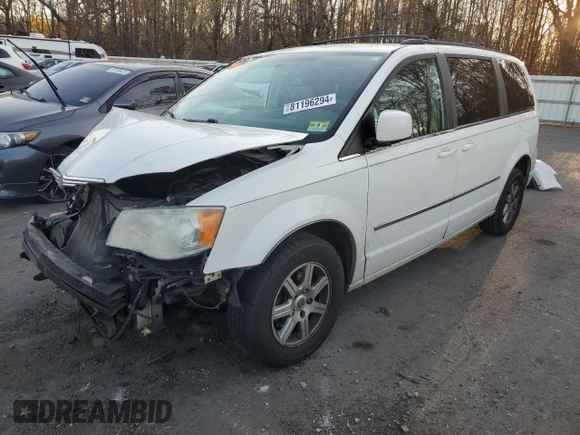 2010 Chrysler Town & Country Touring with VIN 2A4RR5D19AR170369, listed as a Copart auction lot 81196294 with 224,705 mi miles and Salvage Title. Bid and sale history available at DreamBid. Image 1.