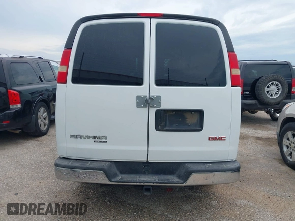 2015 GMC Savana Cargo z VIN 1GTW7FCF4F1906986, wystawiony jako IAAI lot #42433630 z przebiegiem 124 182 mil mil oraz . Historia ofert i sprzedaży dostępna na DreamBid. Obrazek 16.