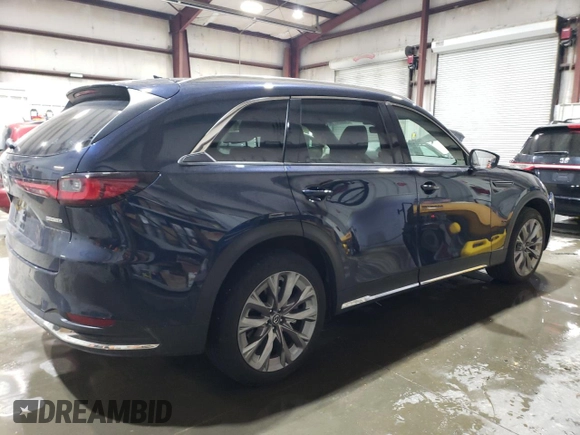 2024 Mazda CX-90 Premium Plus z VIN JM3KKEHD9R1174445, wystawiony jako Copart lot #45038705 z przebiegiem 10 178 mil mil oraz Szkoda całkowita • Salvage title. Historia ofert i sprzedaży dostępna na DreamBid. Obrazek 3.