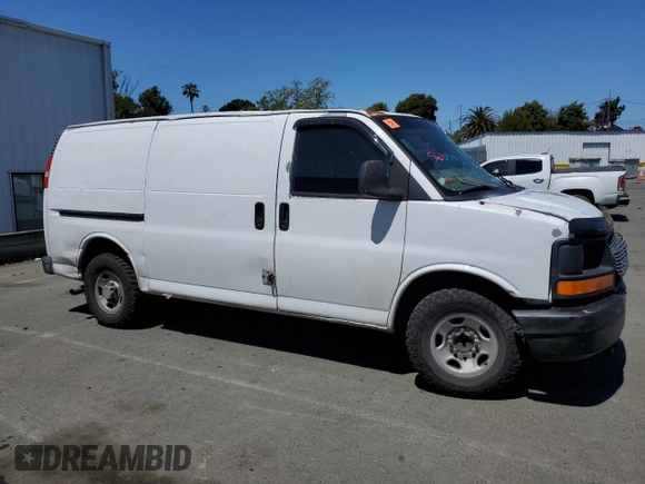 2006 Chevrolet Express Cargo с VIN 1GCGG25VX61101124, выставлен на аукционе Copart как лот 56374765 с пробегом 236 178 миль миль и Списание • Salvage title. История ставок и продаж доступна на DreamBid. Изображение 4.