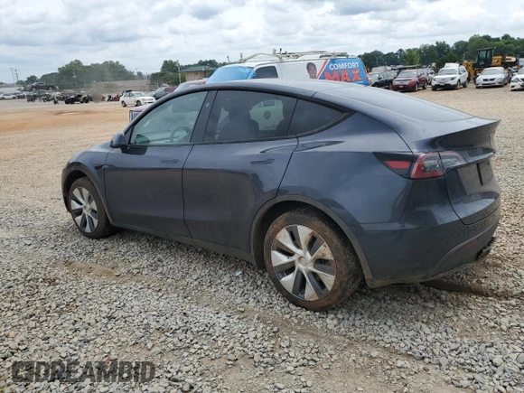 2024 Tesla Model Y Long Range с VIN 7SAYGDEE8RA243340, выставлен на аукционе Copart как лот 60527745 с пробегом 17 307 миль миль и Списание • Salvage title. История ставок и продаж доступна на DreamBid. Изображение 2.