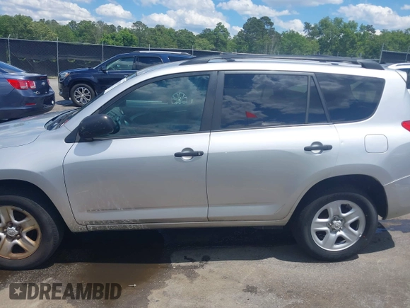 2011 Toyota RAV4 with VIN 2T3ZF4DV0BW073547, listed as a IAAI auction lot 42197624 with 235,537 mi miles and . Bid and sale history available at DreamBid. Image 14.