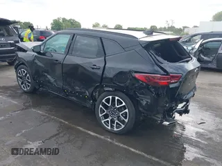 2024 Chevrolet Blazer RS z VIN 3GNKBKRS1RS122026, wystawiony jako IAAI lot #42097109 z przebiegiem 7280 mil mil oraz . Historia ofert i sprzedaży dostępna na DreamBid. Obrazek 3.