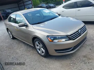 2015 Volkswagen Passat SE с VIN 1VWBS7A34FC039943, выставлен на аукционе IAAI как лот 42294054 с пробегом 129 933 миль миль и . История ставок и продаж доступна на DreamBid. Изображение 1.