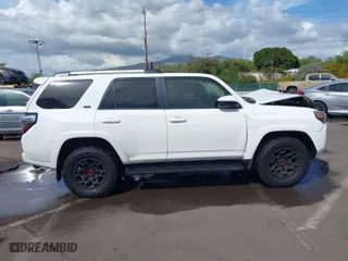 2021 Toyota 4Runner SR5 with VIN JTEEU5JR1M5240621, listed as a IAAI auction lot 41487095 with 37,676 mi miles. Bid and sale history available at carsss.com. Image 14.