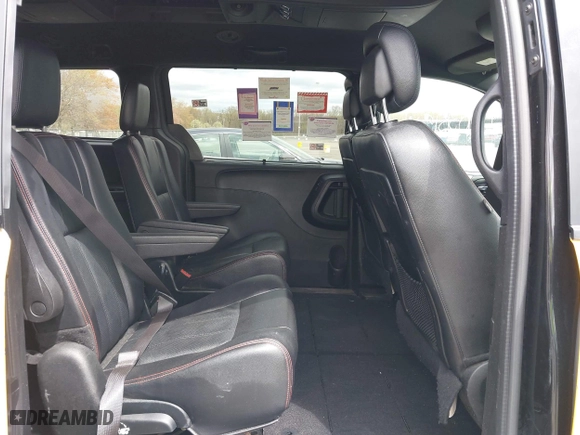 2018 Dodge Grand Caravan GT with VIN 2C4RDGEG5JR343548, listed as a IAAI auction lot 42053156 with 155,798 mi miles. Bid and sale history available at carsss.com. Image 8.