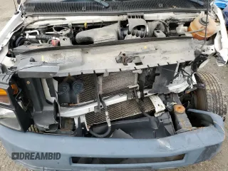 2014 Ford Econoline Passenger XL z VIN 1FBNE3BL2EDA36664, wystawiony jako Copart lot #42815355 z przebiegiem 108 207 mil mil oraz Szkoda całkowita • Salvage title. Historia ofert i sprzedaży dostępna na DreamBid. Obrazek 12.