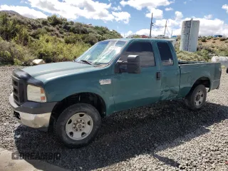 2005 Ford F-250 XL z VIN 1FTSX20P45EC42118, wystawiony jako Copart lot #56605955 z przebiegiem 243 932 mil mil oraz Szkoda całkowita • Salvage title. Historia ofert i sprzedaży dostępna na DreamBid. Obrazek 1.