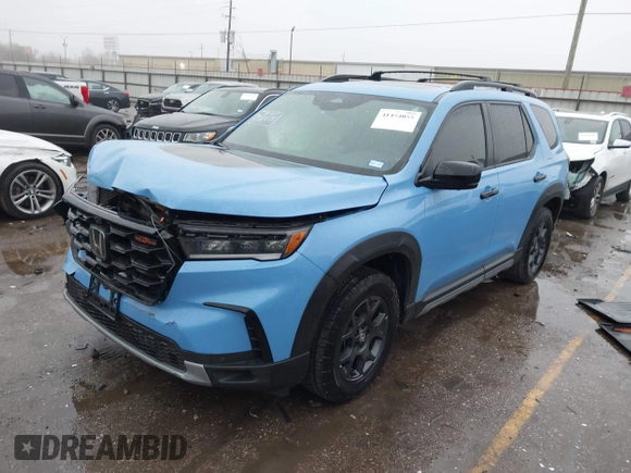 2023 Honda Pilot TrailSport with VIN 5FNYG1H63PB000406, listed as a IAAI auction lot 41454055 with 29,127 mi miles. Bid and sale history available at carsss.com. Image 17.