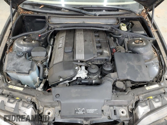 2001 BMW 3 Series 330Ci with VIN WBABS53401EV87414, listed as a Copart auction lot 83841974 with 90,923 mi miles and Salvage Title. Bid and sale history available at carsss.com. Image 13.