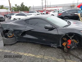 2021 Chevrolet Corvette 1LT z VIN 1G1YA2D48M5123250, wystawiony jako IAAI lot #42064133 z przebiegiem 30 753 mil mil oraz . Historia ofert i sprzedaży dostępna na DreamBid. Obrazek 6.