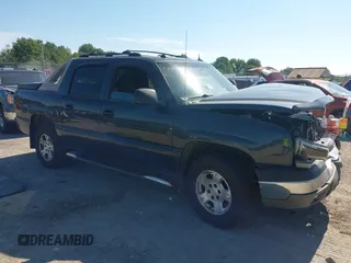 2004 Chevrolet Avalanche Z71 with VIN 3GNEK12T14G117298, listed as a IAAI auction lot 42600262 with 209,889 mi miles and . Bid and sale history available at DreamBid. Image 1.