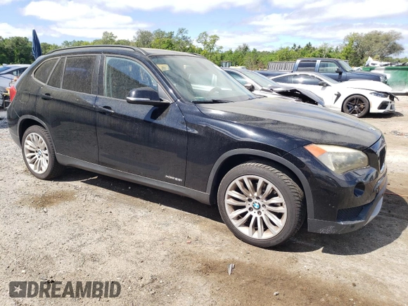 2014 BMW X1 xDrive28i z VIN WBAVL1C5XEVY16263, wystawiony jako Copart lot #52242225 z przebiegiem 154 951 mil mil oraz Szkoda całkowita • Salvage title. Historia ofert i sprzedaży dostępna na DreamBid. Obrazek 4.