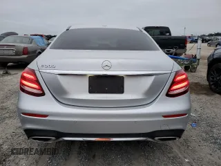 2018 Mercedes-Benz E-Class E 300 with VIN WDDZF4JB6JA486392, listed as a Copart auction lot 67290962 with 38,970 mi miles. Bid and sale history available at carsss.com. Image 6.