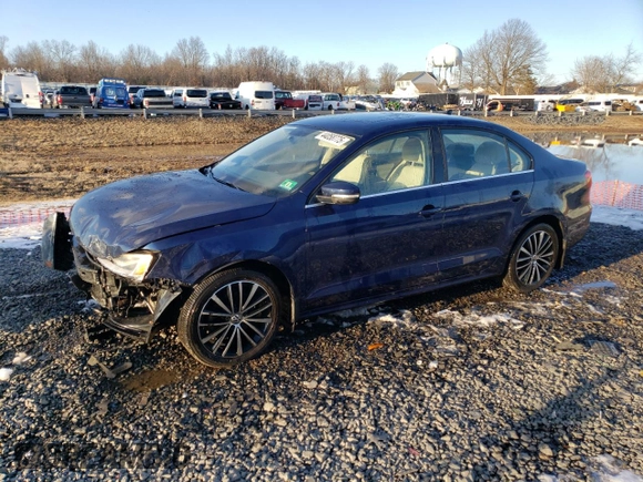 2012 Volkswagen Jetta SEL with VIN 3VWLP7AJ8CM372757, listed as a Copart auction lot 44058775 with 105,090 mi miles and Salvage title. Bid and sale history available at DreamBid. Image 1.